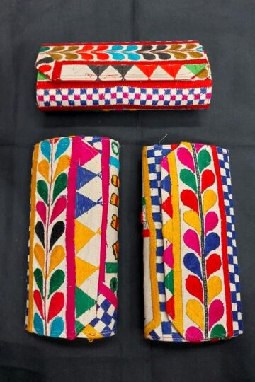 Kutchi Handwork Clutch