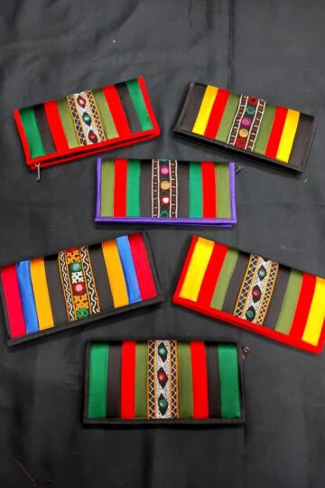 Kutchi Handwork Clutch